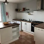 La Libellule 160 M2 Avec 5 2 Sdb 2 Wc Grand Jardin De 1200m2 Et Parking Privé Toulouse