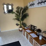 Pensionat La Libellule 160 M2 Avec 5 2 Sdb 2 Wc Grand Jardin De 1200m2 Et Parking Privé Toulouse