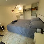 La Libellule 160 M2 Avec 5 2 Sdb 2 Wc Grand Jardin De 1200m2 Et Parking Privé Pensionat *