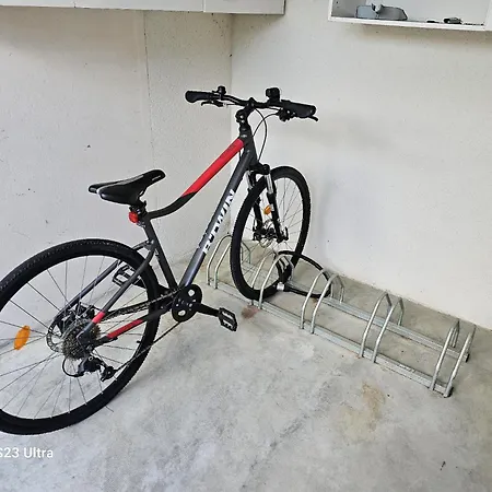 Villa La Libellule 160 M2 Avec 5 Chambres 2 Sdb 2 Wc Grand Jardin Et Parking Prive Toulouse