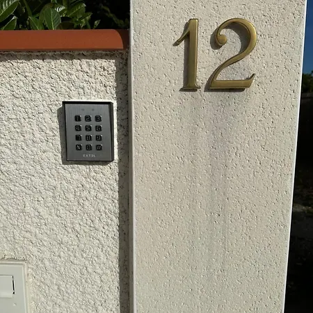 Guest house La Libellule 5 2 Sdb 2 Wc Grand Jardin Et Parking Prive Toulouse
