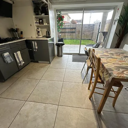 Guest house La Libellule 5 2 Sdb 2 Wc Grand Jardin Et Parking Prive *