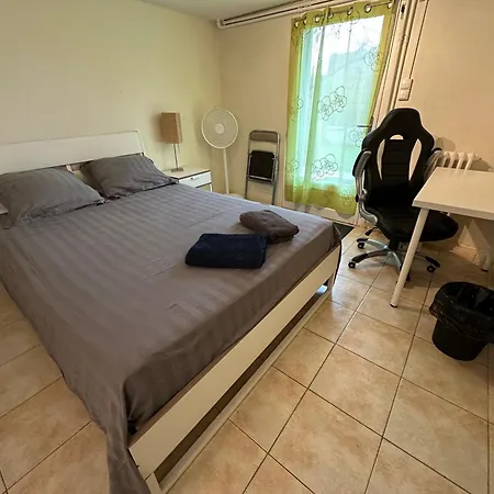 La Libellule 5 2 Sdb 2 Wc Grand Jardin Et Parking Prive Guest house Toulouse