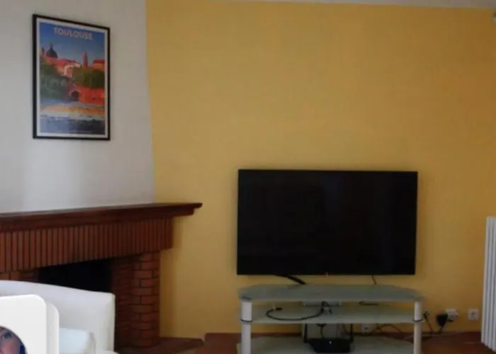 La Libellule 160 M2 Avec 5 2 Sdb 2 Wc Grand Jardin De 1200m2 Et Parking Prive Penzion *