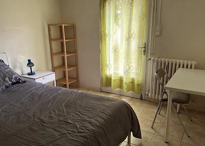 La Libellule 160 M2 Avec 5 2 Sdb 2 Wc Grand Jardin De 1200m2 Et Parking Prive *