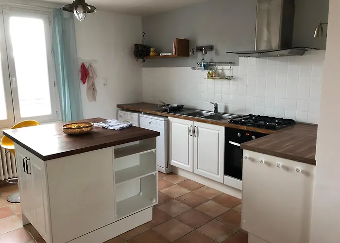 La Libellule 160 M2 Avec 5 2 Sdb 2 Wc Grand Jardin De 1200m2 Et Parking Prive Toulouse